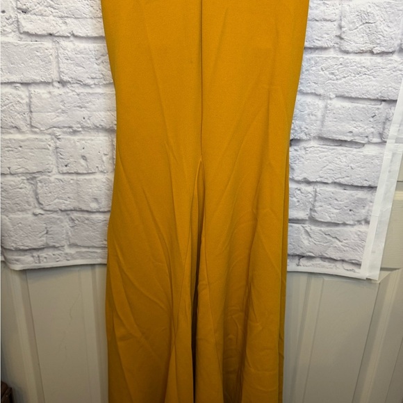 Yellow Asymmetrical Ruched Sheath Dress - Picture 8 of 8